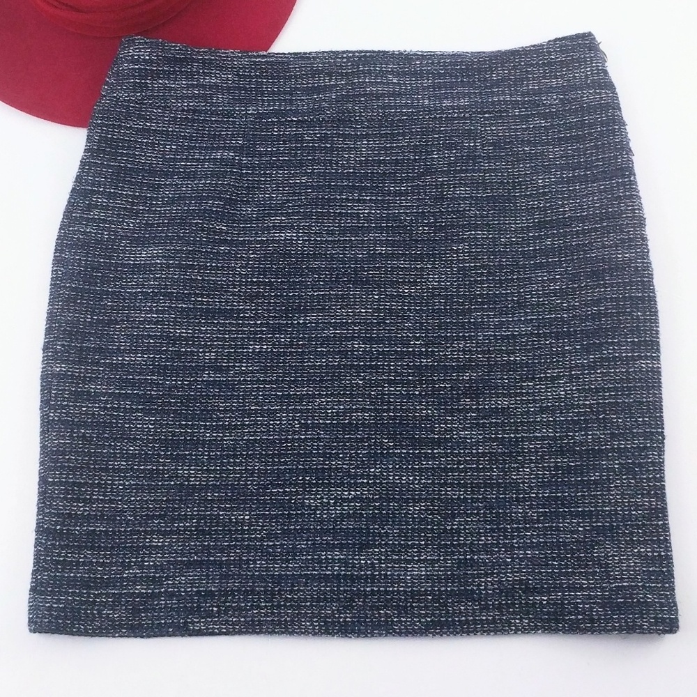 Banana 🍌 Republic |Navy White Italian Tweed Skirt